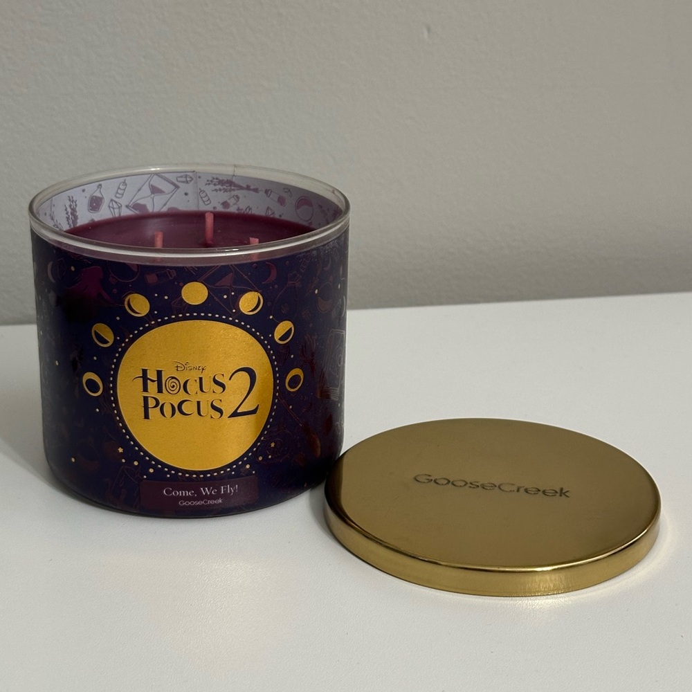 Goosecreek x Disney’s Hocus Pocus 2 Come, We Fly! 3-wick candle Limited Edition!